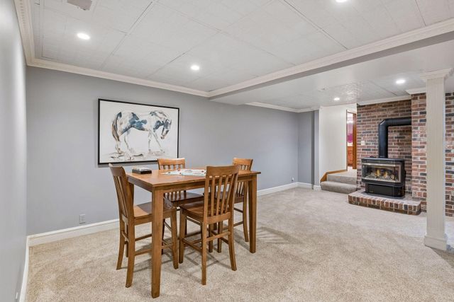 2600 W 102nd Street, Bloomington, MN 55431