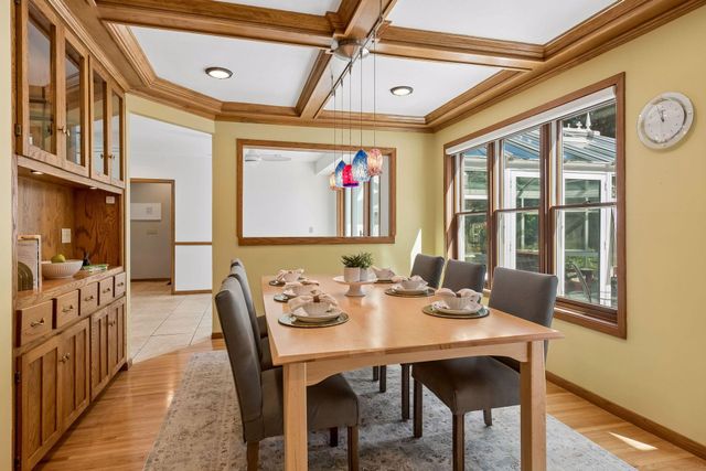 2600 W 102nd Street, Bloomington, MN 55431