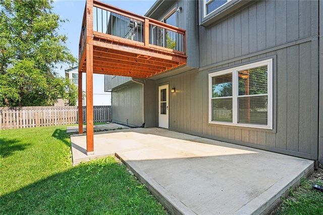 18800 W 164th Street, Olathe, KS 66062