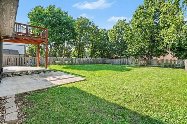 18800 W 164th Street, Olathe, KS 66062