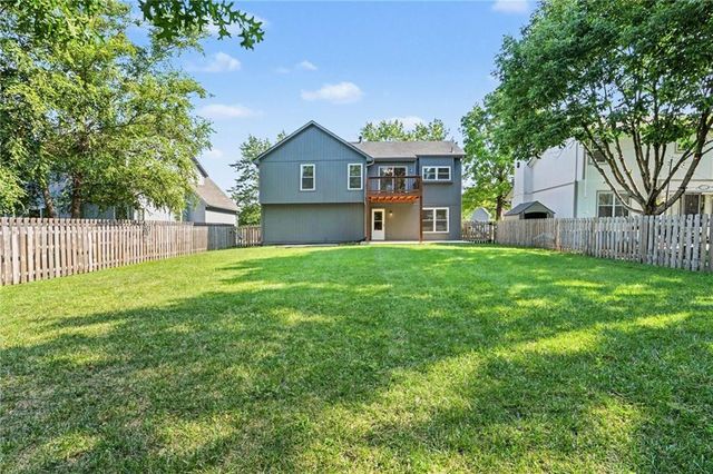 18800 W 164th Street, Olathe, KS 66062