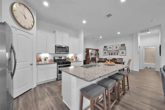 942 Youth Water Road, Montgomery, TX 77316