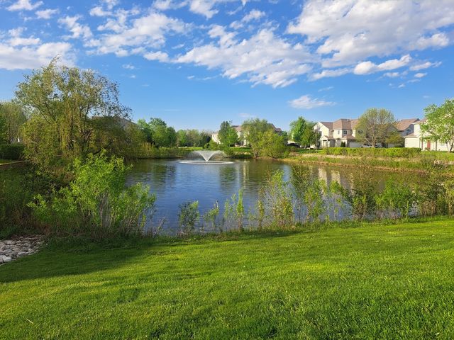 325 N Patriot Drive, Hainesville, IL 60030