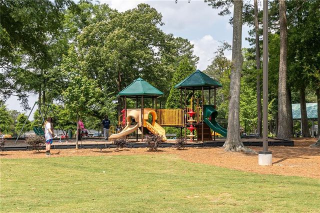 842 Leraes Way, Loganville, GA 30052