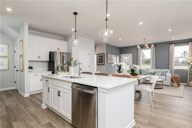 842 Leraes Way, Loganville, GA 30052