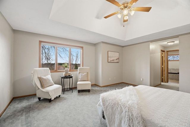 W10058 WOODHAVEN LANE, Hortonville, WI 54944