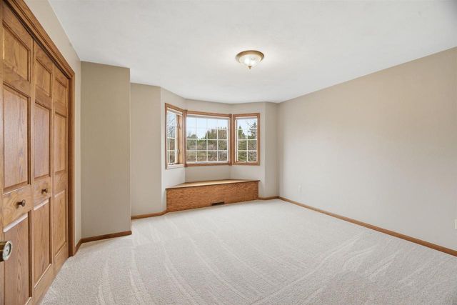 W10058 WOODHAVEN LANE, Hortonville, WI 54944