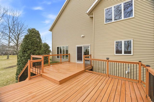 W10058 WOODHAVEN LANE, Hortonville, WI 54944