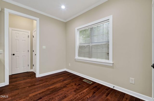 33 Greenfield Lane, Clayton, NC 27527