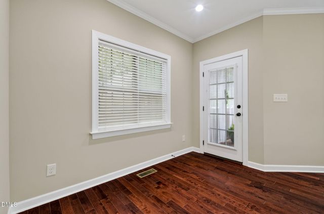 33 Greenfield Lane, Clayton, NC 27527
