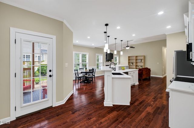 33 Greenfield Lane, Clayton, NC 27527