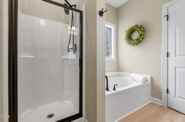 33 Greenfield Lane, Clayton, NC 27527