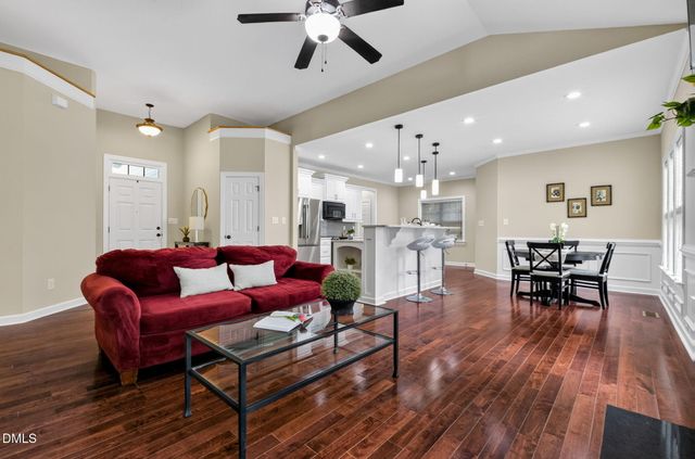 33 Greenfield Lane, Clayton, NC 27527