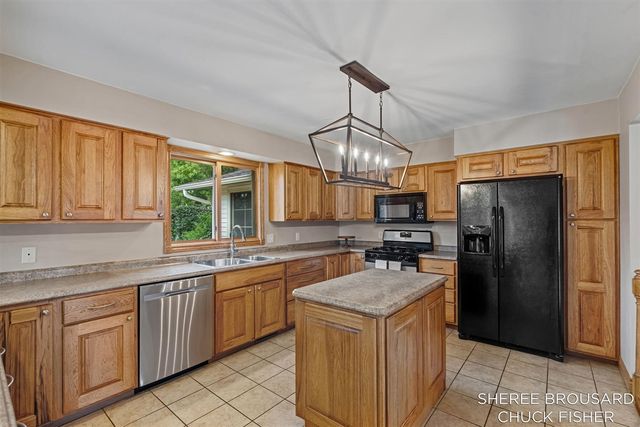 2495 Holtman Drive, Grand Rapids, MI 49525
