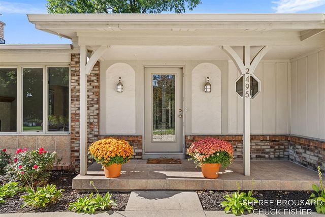2495 Holtman Drive, Grand Rapids, MI 49525