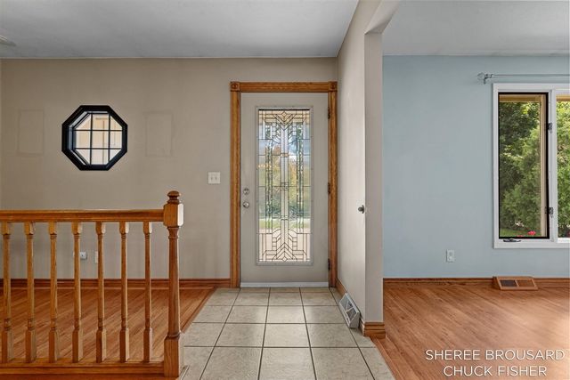 2495 Holtman Drive, Grand Rapids, MI 49525