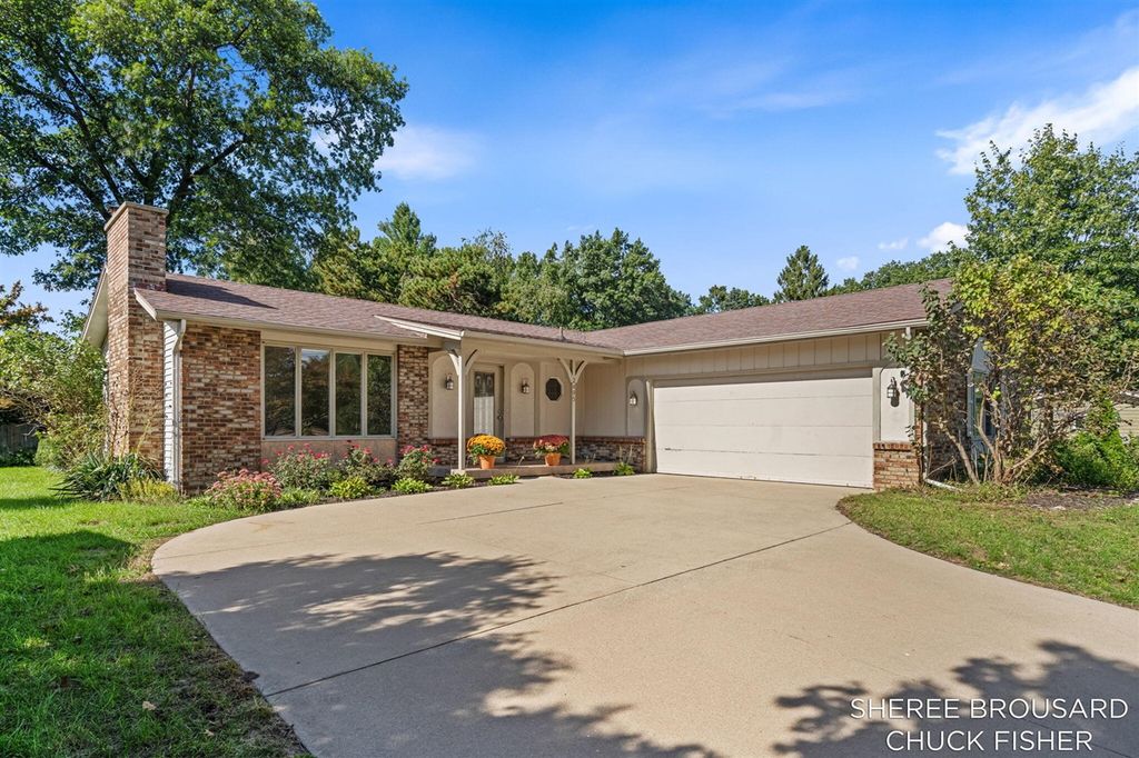 2495 Holtman Drive, Grand Rapids, MI 49525