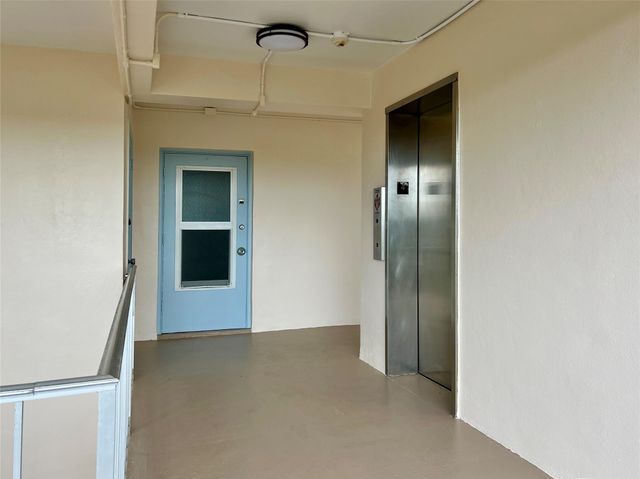1967 S Ocean Blvd 419-C, Lauderdale By The Sea, FL 33062