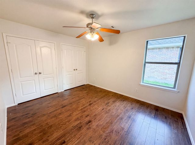 1618 Hillside Drive, Waxahachie, TX 75165