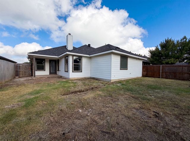 1618 Hillside Drive, Waxahachie, TX 75165