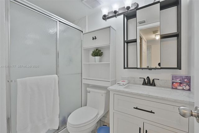 7531 NW 79th Ave 205, Tamarac, FL 33321