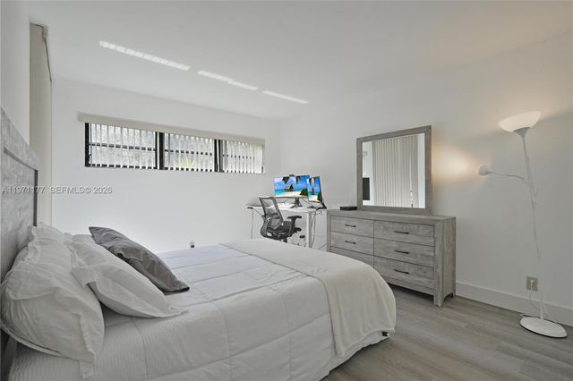 7531 NW 79th Ave 205, Tamarac, FL 33321