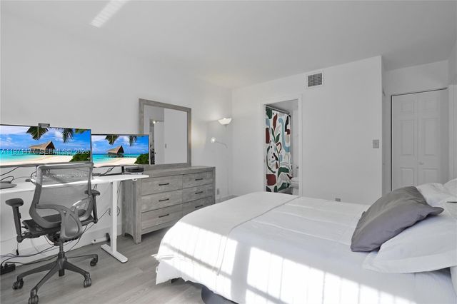 7531 NW 79th Ave 205, Tamarac, FL 33321