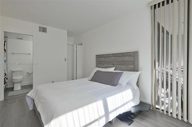 7531 NW 79th Ave 205, Tamarac, FL 33321