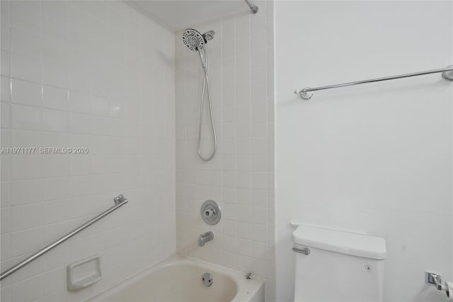 7531 NW 79th Ave 205, Tamarac, FL 33321