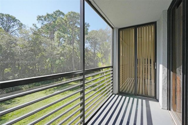 7531 NW 79th Ave 205, Tamarac, FL 33321