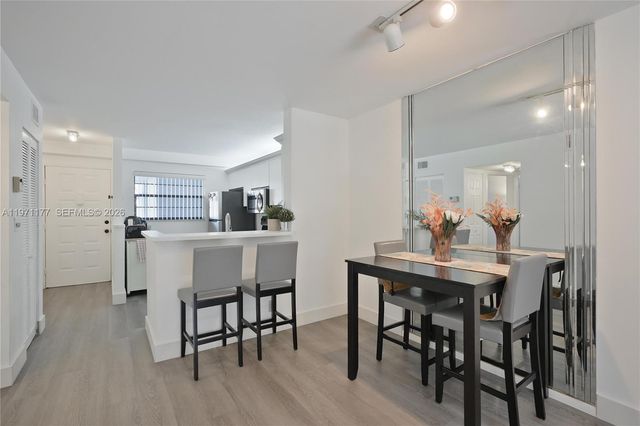 7531 NW 79th Ave 205, Tamarac, FL 33321