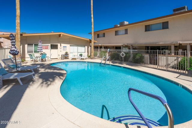 4848 N WOODMERE FAIRWAY -- 5, Scottsdale, AZ 85251