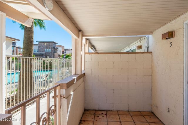 4848 N WOODMERE FAIRWAY -- 5, Scottsdale, AZ 85251