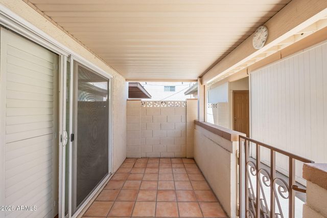 4848 N WOODMERE FAIRWAY -- 5, Scottsdale, AZ 85251