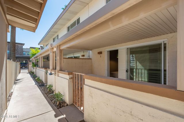 4848 N WOODMERE FAIRWAY -- 5, Scottsdale, AZ 85251