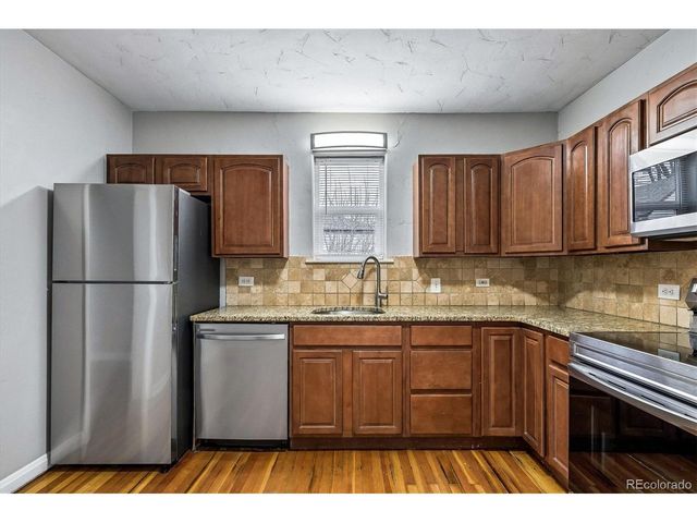 2037 Geneva St, Aurora, CO 80010