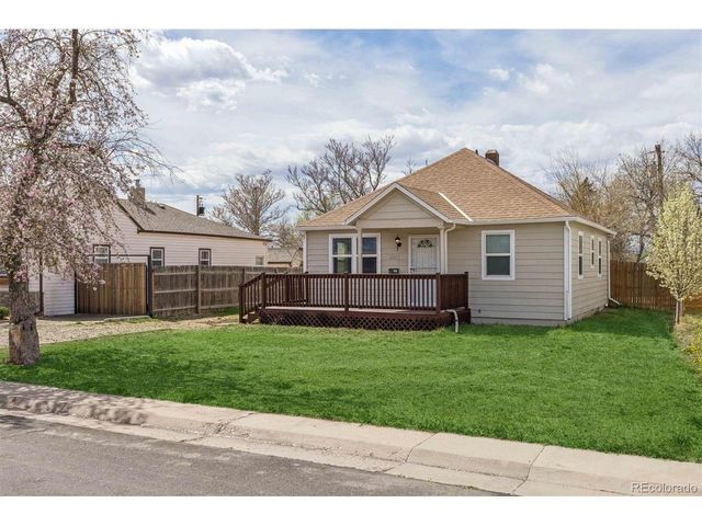 2037 Geneva St, Aurora, CO 80010