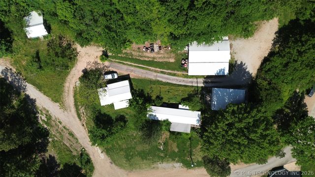 9207 N 447 Road, Spavinaw, OK 74366