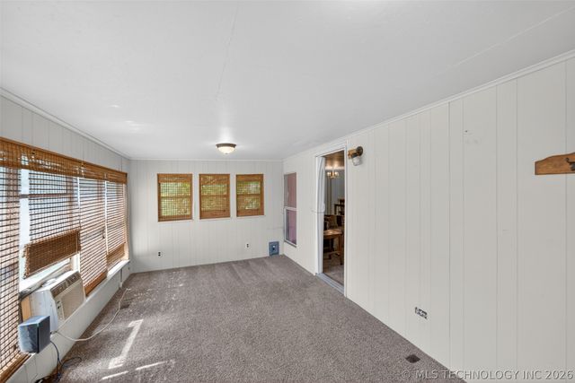 9207 N 447 Road, Spavinaw, OK 74366