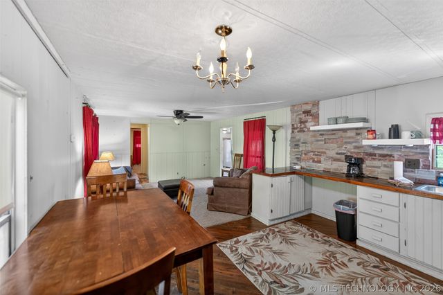 9207 N 447 Road, Spavinaw, OK 74366