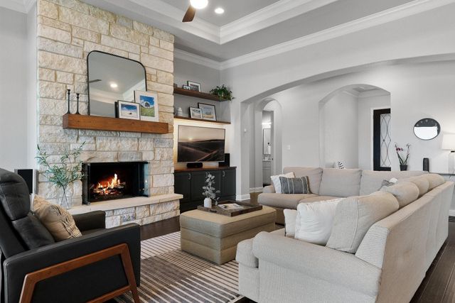 273 Ranch Ridge DR, Dripping Springs, TX 78620