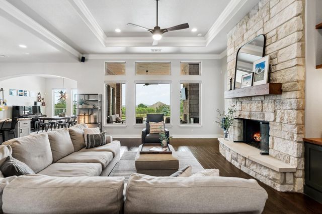 273 Ranch Ridge DR, Dripping Springs, TX 78620
