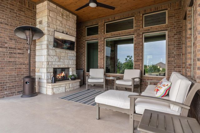 273 Ranch Ridge DR, Dripping Springs, TX 78620