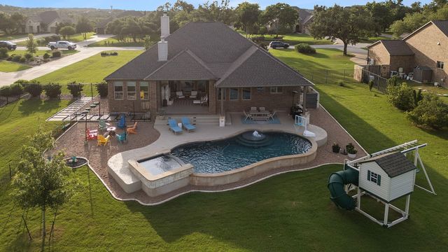 273 Ranch Ridge DR, Dripping Springs, TX 78620