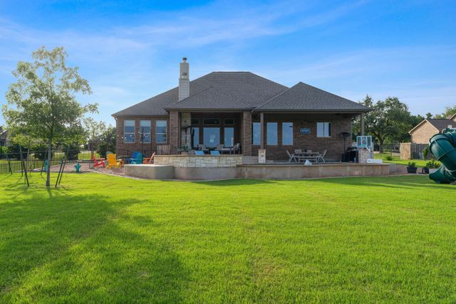 273 Ranch Ridge DR, Dripping Springs, TX 78620