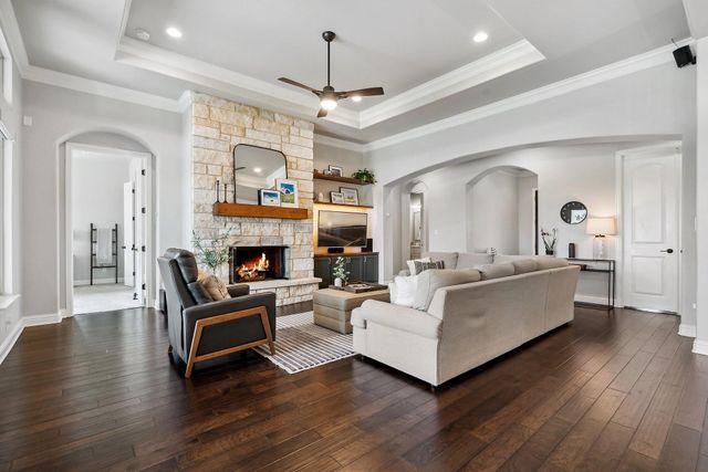 273 Ranch Ridge DR, Dripping Springs, TX 78620