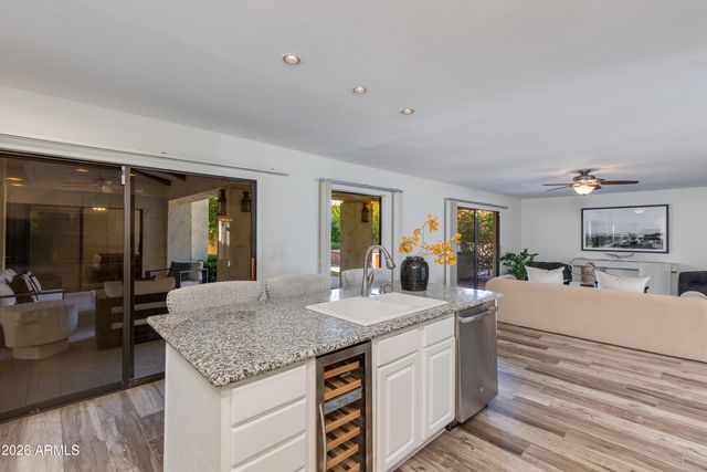 3122 E ROSE Lane, Phoenix, AZ 85016