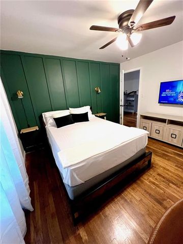 695 Kennesaw SE Drive, Smyrna, GA 30080