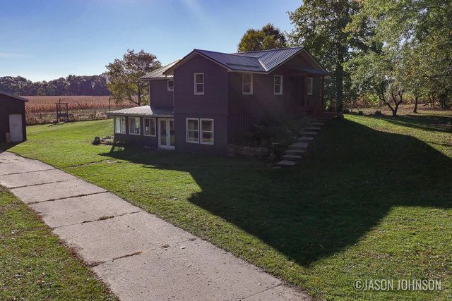 16300 Mcclure Avenue NE, Sand Lake, MI 49343