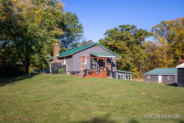 16300 Mcclure Avenue NE, Sand Lake, MI 49343